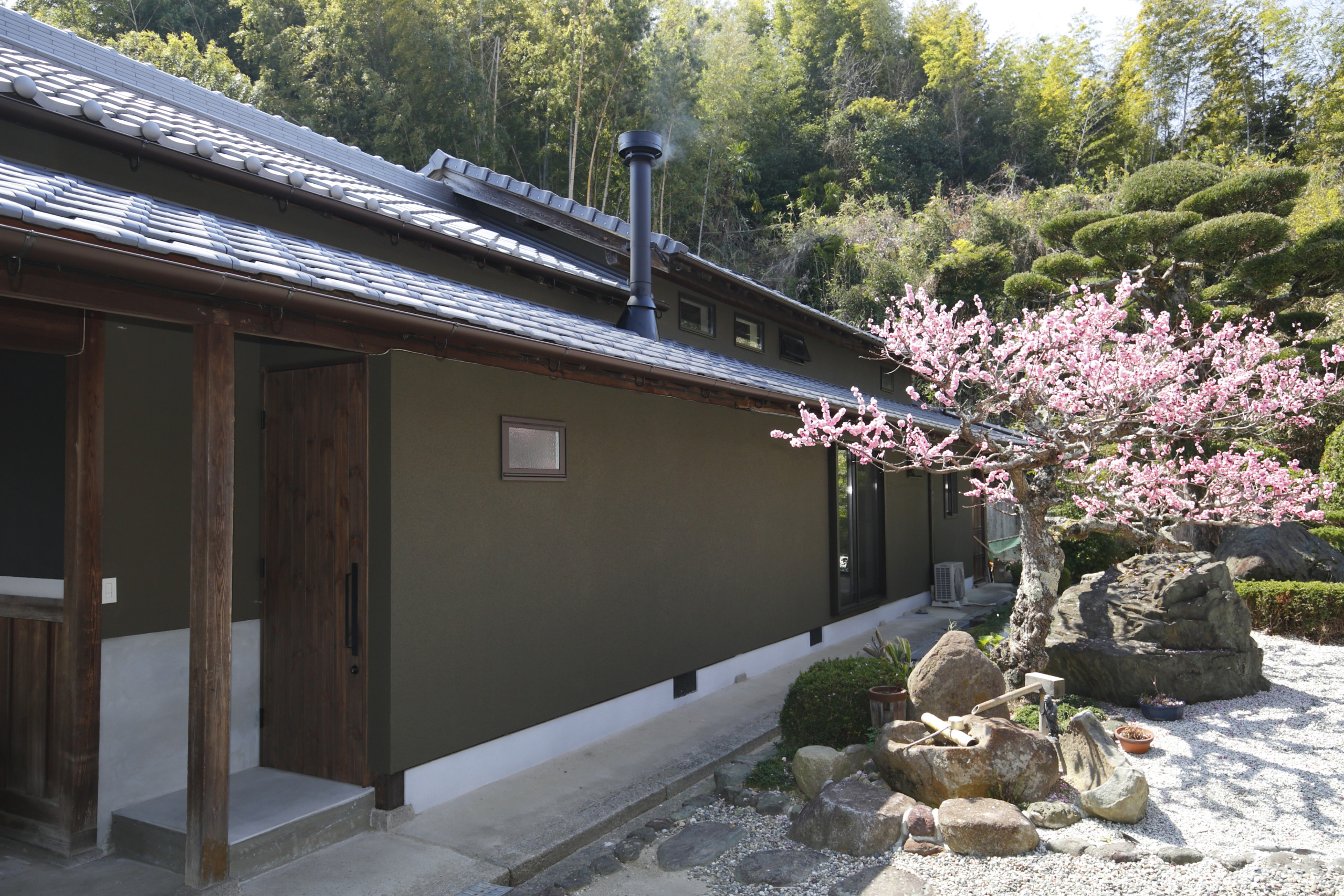 H House